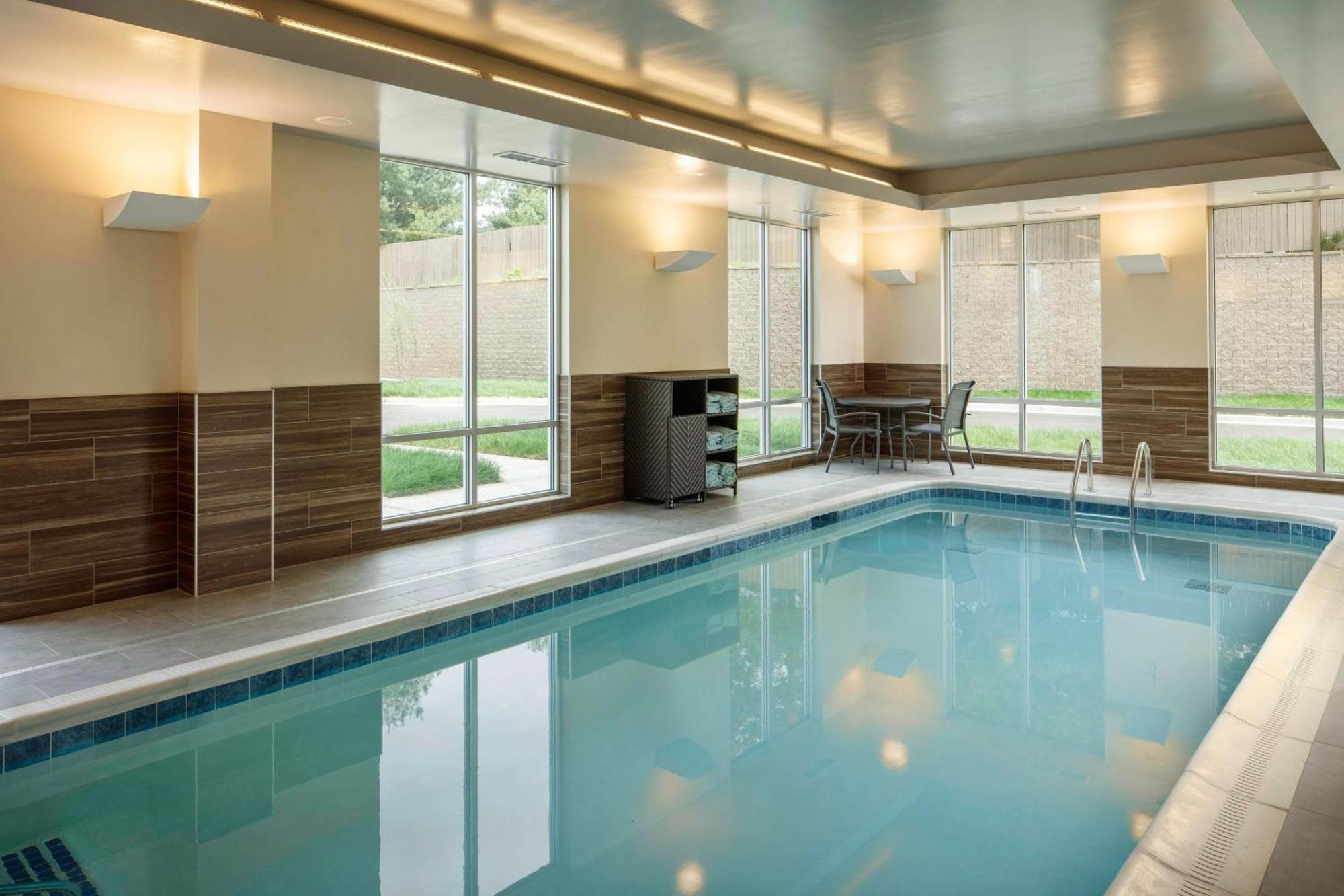 Fairfield Inn & Suites By Marriott Louisville Northeast Extérieur photo